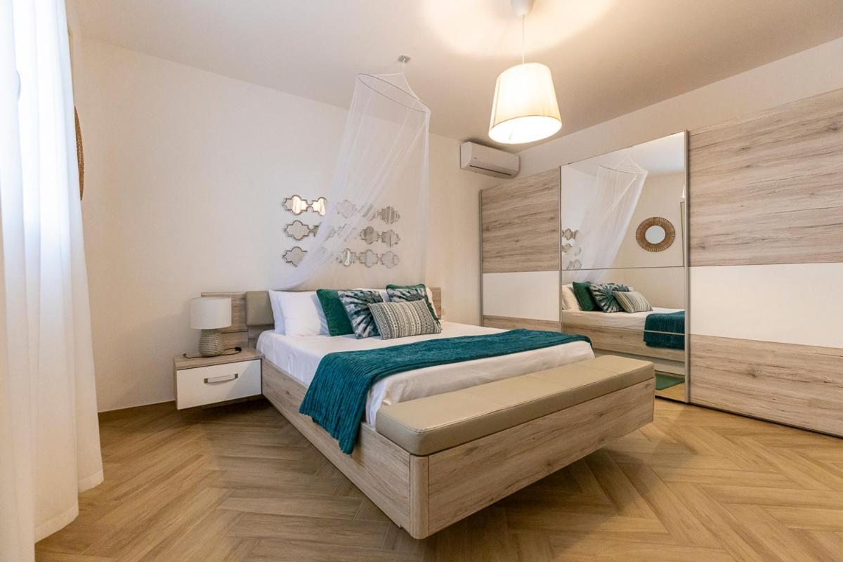 Villa Delle Palme Con Piscina Privata Санта-Мария-дель-Фокалло Экстерьер фото